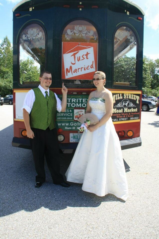 Illustration for article titled Your Wedding Getaway Cars Are Spectacular
